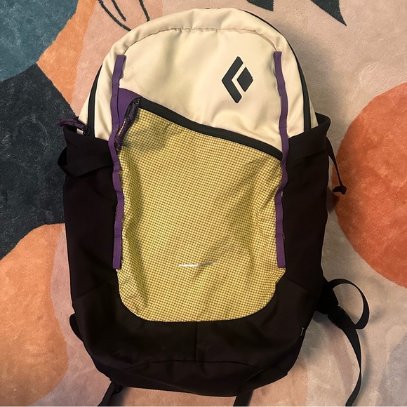 Black Diamond Handbags - Black Diamond Gear- the CAMPUS collection.